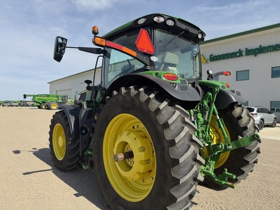 Image of John Deere 6R 195 equipment image 3