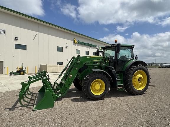 Image of John Deere 6R 195 equipment image 2