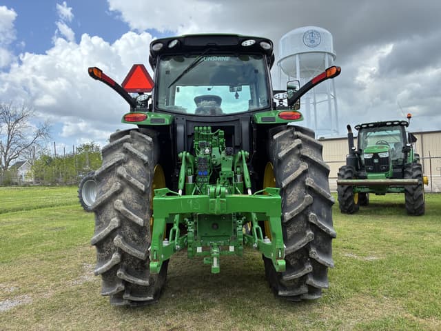 Image of John Deere 6R 215 equipment image 3