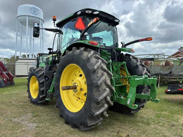 Image of John Deere 6R 215 equipment image 2