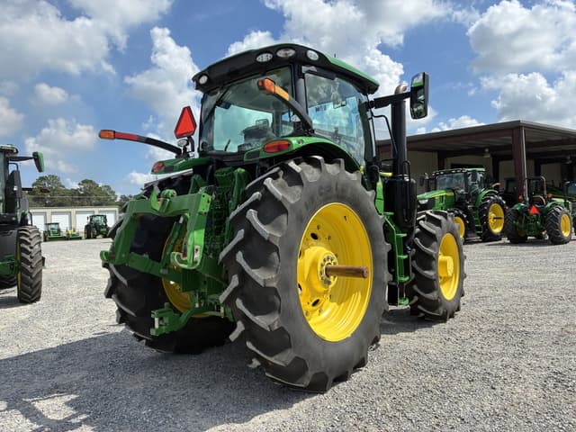 Image of John Deere 6R 215 equipment image 4
