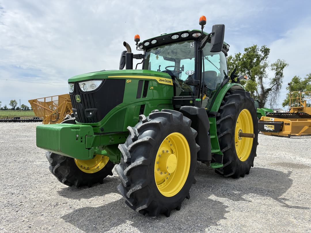 Image of John Deere 6R 215 Primary image