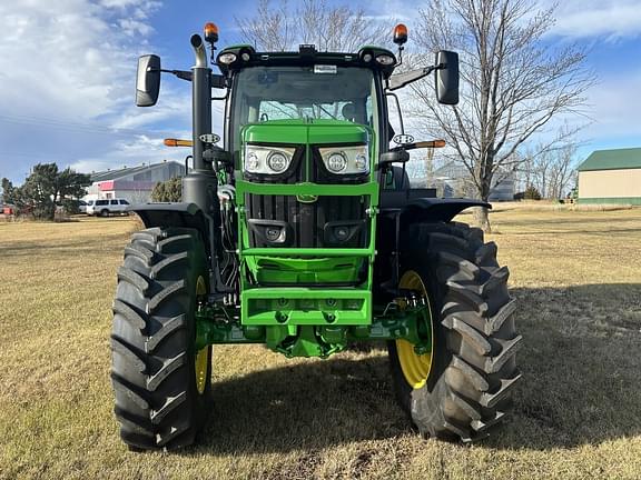 Image of John Deere 6R 215 equipment image 1