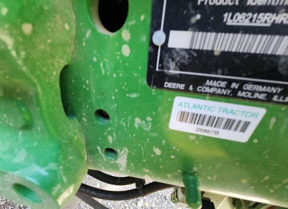 Image of John Deere 6R 215 equipment image 1