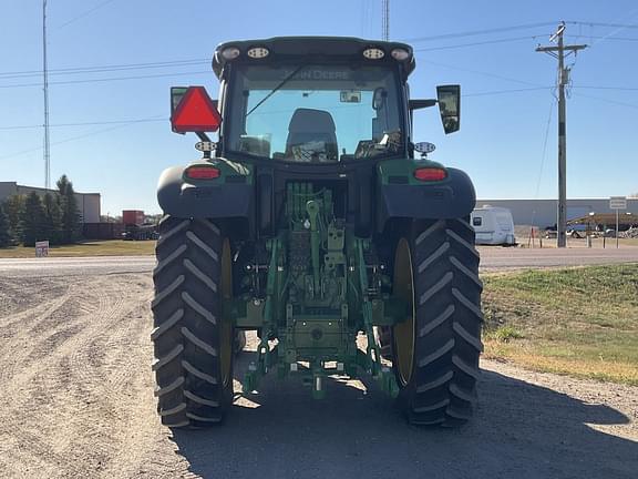 Image of John Deere 6R 215 equipment image 4