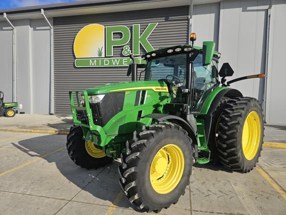 Image of John Deere 6R 215 Primary image