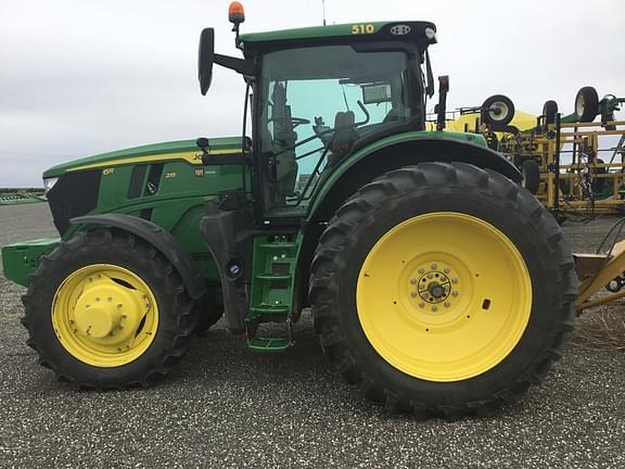 Image of John Deere 6R 215 equipment image 1