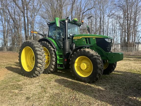 Image of John Deere 6R 215 equipment image 1