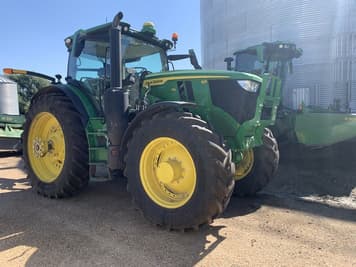 Main image John Deere 6R 215
