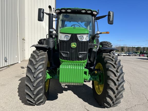 Image of John Deere 6R 215 equipment image 4