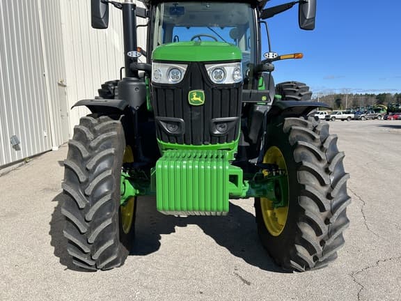 Image of John Deere 6R 215 equipment image 3