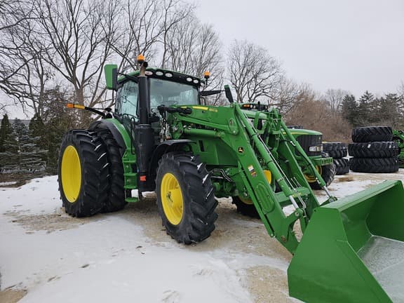 Image of John Deere 6R 215 equipment image 1
