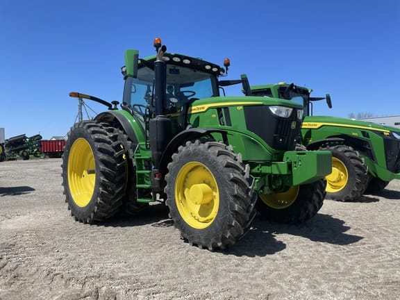 2024 John Deere 6R 215 Image