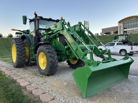 Image of John Deere 6R 215 Primary image