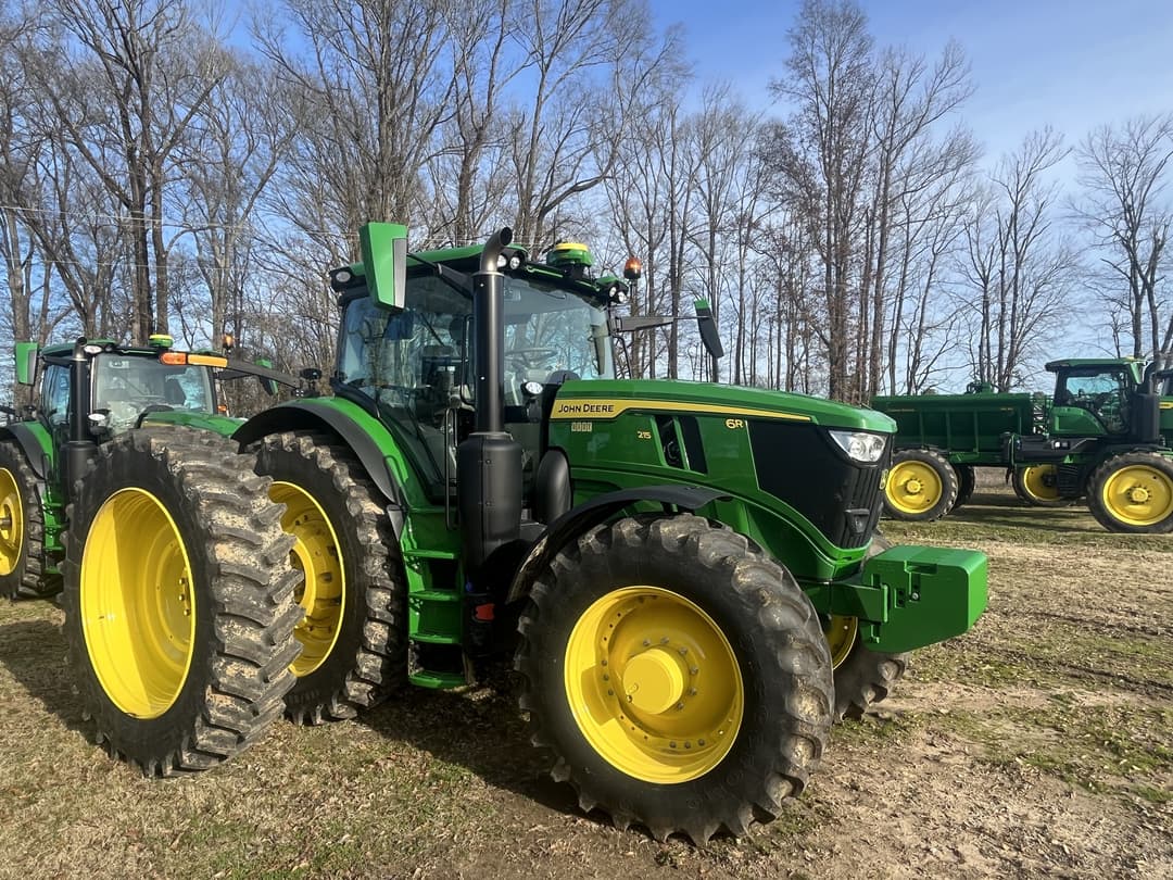 Image of John Deere 6R 215 Image 1
