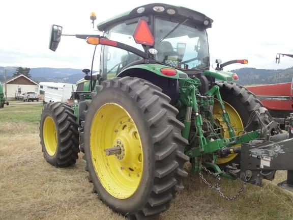 Image of John Deere 6R 215 equipment image 4
