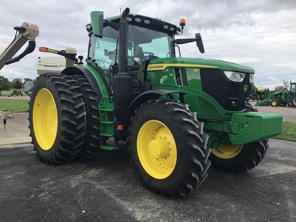Image of John Deere 6R 215 Primary image