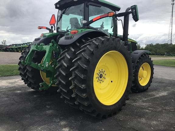 Image of John Deere 6R 215 equipment image 2