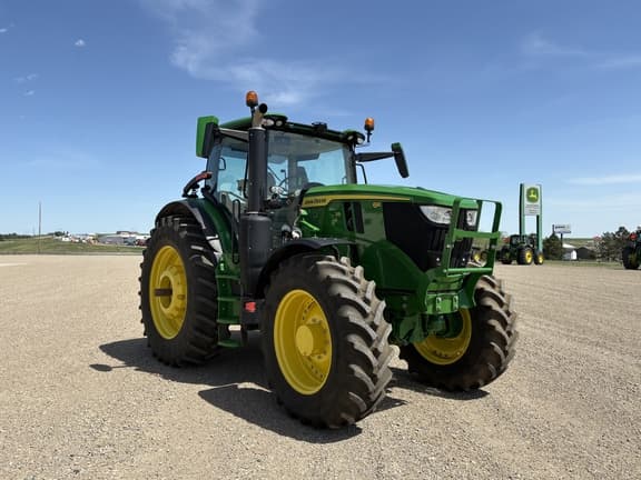 Image of John Deere 6R 215 Primary image