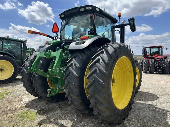 Image of John Deere 6R 215 equipment image 3