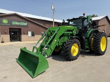 Main image John Deere 6R 215