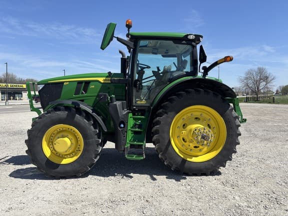 Image of John Deere 6R 215 equipment image 1