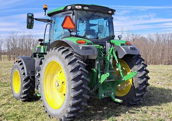 Image of John Deere 6R 215 equipment image 1