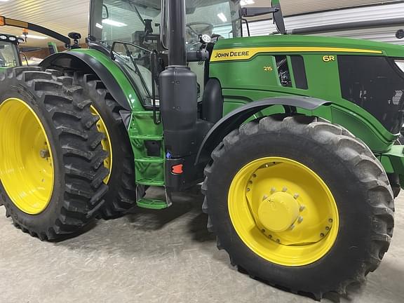 Image of John Deere 6R 215 Image 1