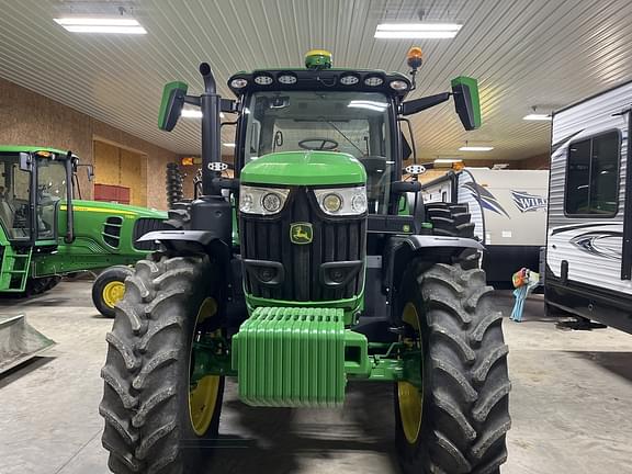 Image of John Deere 6R 215 Image 1