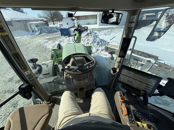 Image of John Deere 6R 215 equipment image 3