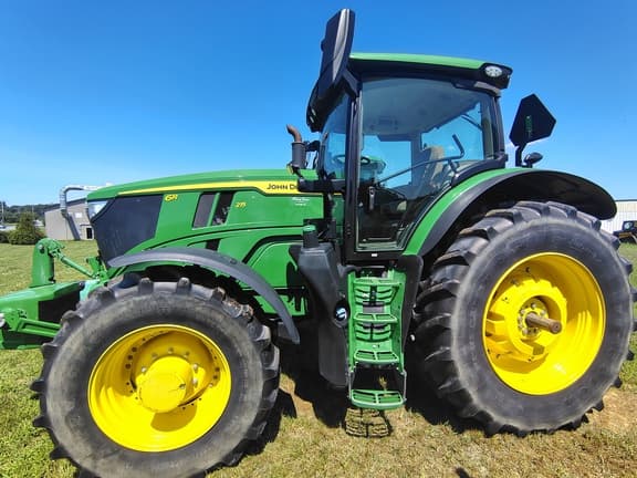 Image of John Deere 6R 215 equipment image 4