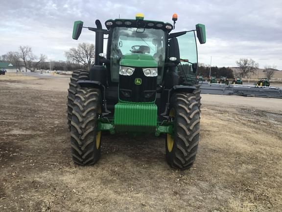 Image of John Deere 6R 230 equipment image 1