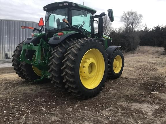 Image of John Deere 6R 230 equipment image 3