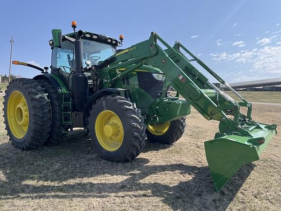 Image of John Deere 6R 230 equipment image 2