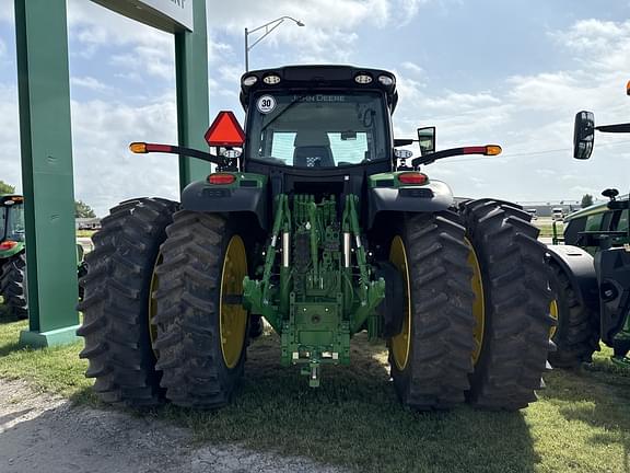 Image of John Deere 6R 230 equipment image 4