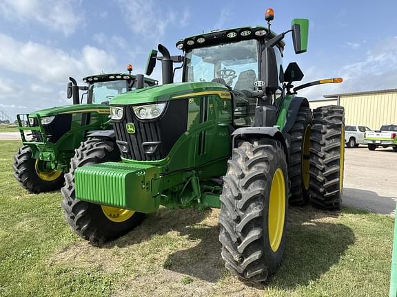 Image of John Deere 6R 230 equipment image 2