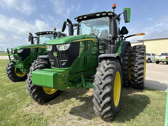 Image of John Deere 6R 230 equipment image 2