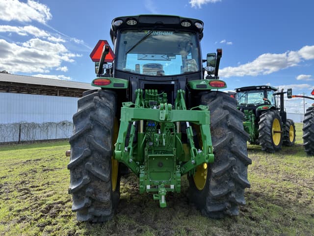 Image of John Deere 6R 230 equipment image 3