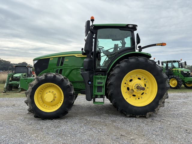 Image of John Deere 6R 230 equipment image 1