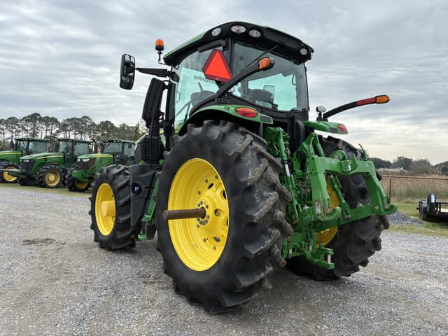 Image of John Deere 6R 230 equipment image 2