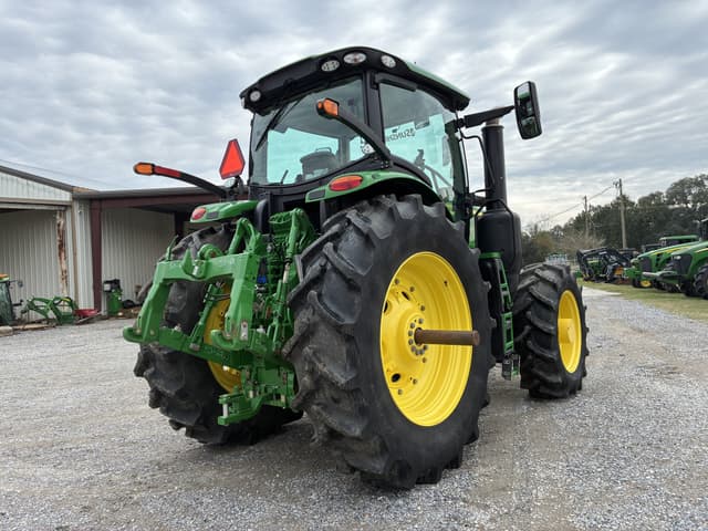 Image of John Deere 6R 230 equipment image 4