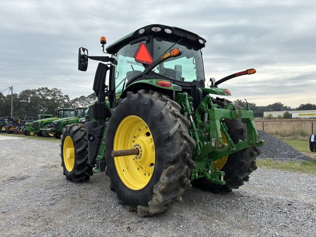Image of John Deere 6R 230 equipment image 2