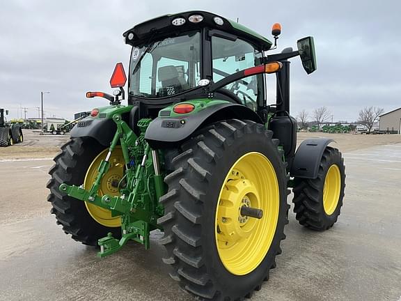 Image of John Deere 6R 250 equipment image 3