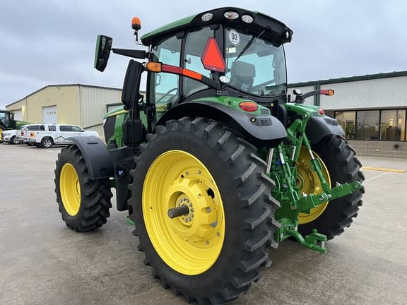 Image of John Deere 6R 250 equipment image 4