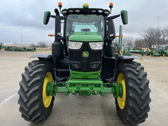 Image of John Deere 6R 250 equipment image 3