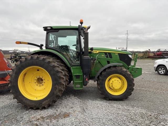 Image of John Deere 6R 155 equipment image 1