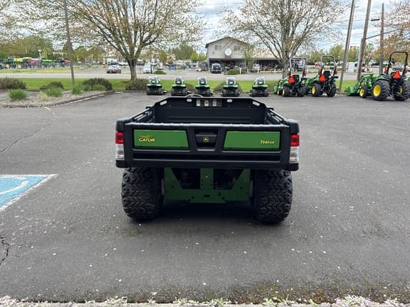 Image of John Deere Gator TH 6x4 equipment image 2