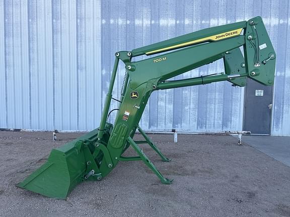 Image of John Deere 700M Primary image