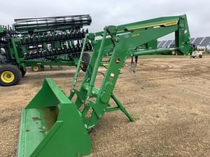 2024 John Deere 700M Image