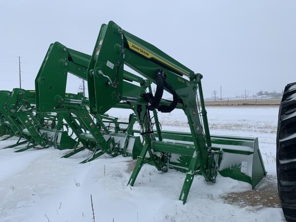 Image of John Deere 700M equipment image 3
